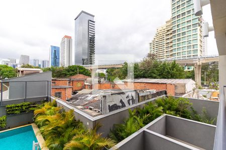 Varanda de kitnet/studio para alugar com 1 quarto, 24m² em Vila Cordeiro, São Paulo