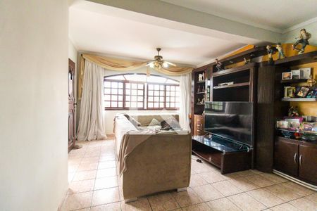Sala de casa à venda com 3 quartos, 360m² em Jardim Pedro José Nunes, São Paulo