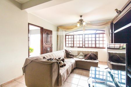 Sala de casa à venda com 3 quartos, 360m² em Jardim Pedro José Nunes, São Paulo