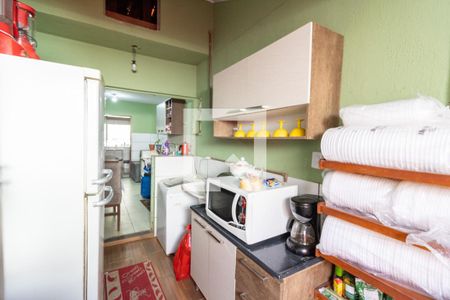 Cozinha e Área de Serviço de casa à venda com 2 quartos, 25m² em Vila Nova, Porto Alegre