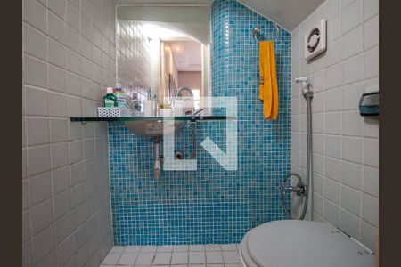 Lavabo de casa para alugar com 3 quartos, 112m² em Maracanã, Rio de Janeiro