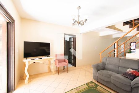 Casa à venda com 7 quartos, 483m² em Fátima, Canoas