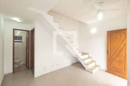 Sala de casa de condomínio para alugar com 2 quartos, 57m² em Campo Grande, Rio de Janeiro