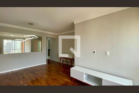 Sala de apartamento para alugar com 2 quartos, 70m² em Pinheiros, São Paulo