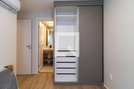 Suíte de apartamento para alugar com 2 quartos, 56m² em Barra Funda, São Paulo