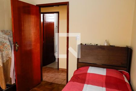 Quarto 2 de casa à venda com 4 quartos, 204m² em Km 18, Osasco