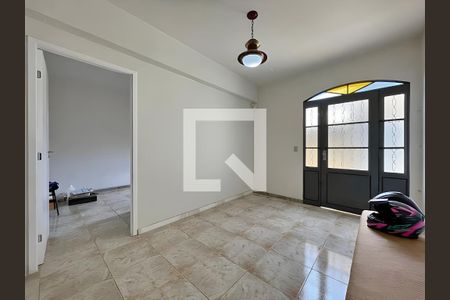 Quarto de casa para alugar com 3 quartos, 360m² em Jardim Leblon, Belo Horizonte