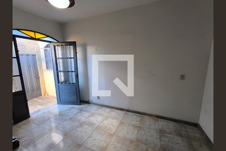 Quarto de casa para alugar com 3 quartos, 360m² em Jardim Leblon, Belo Horizonte