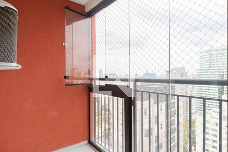 Varanda da Sala/Quarto de kitnet/studio para alugar com 1 quarto, 24m² em Consolação, São Paulo