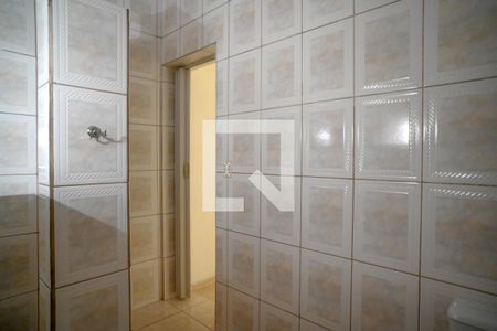 Banheiro Social de casa para alugar com 1 quarto, 50m² em Vila Moraes, São Paulo