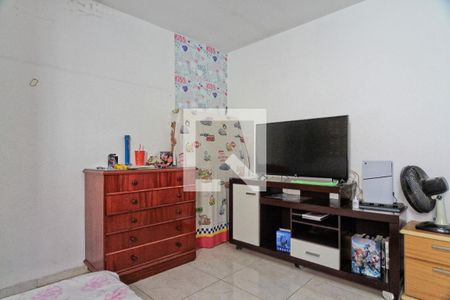 Casa à venda com 5 quartos, 100m² em Parque Peruche, São Paulo