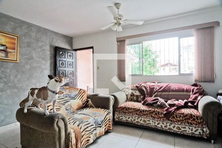 Casa à venda com 5 quartos, 100m² em Parque Peruche, São Paulo