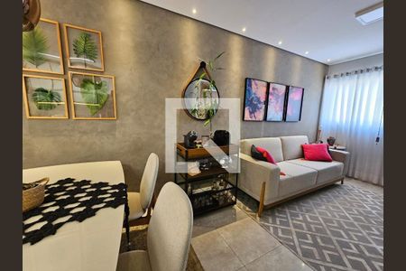 Sala de casa de condomínio à venda com 3 quartos, 100m² em Fazenda Santa Cândida, Campinas