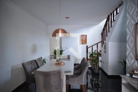 Sala de casa à venda com 5 quartos, 320m² em Vila Sao Pedro, Santo André