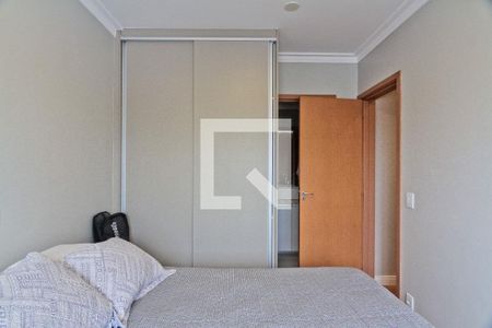 Apartamento à venda com 2 quartos, 64m² em Vila Mangalot, São Paulo