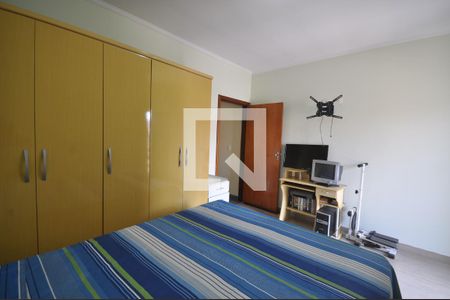 Suíte 1 de casa para alugar com 2 quartos, 200m² em Vila Sabrina, São Paulo