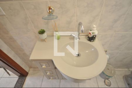 Lavabo de casa para alugar com 2 quartos, 200m² em Vila Sabrina, São Paulo