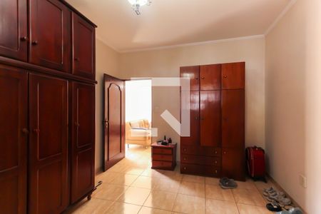 Quarto 1 de casa para alugar com 2 quartos, 45m² em Vila Invernada, São Paulo
