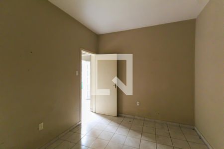 Quarto 1 de casa para alugar com 2 quartos, 55m² em Vila Invernada, São Paulo