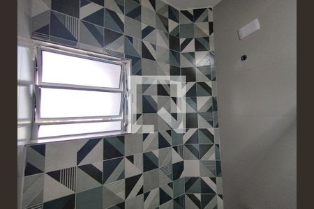 Banheiro  de casa para alugar com 1 quarto, 40m² em Vila Brasilina, São Paulo