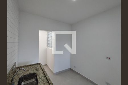 Sala/Cozinha de casa para alugar com 1 quarto, 40m² em Vila Brasilina, São Paulo