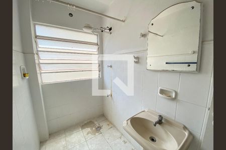 Banheiro de kitnet/studio à venda com 1 quarto, 25m² em Higienópolis, São Paulo