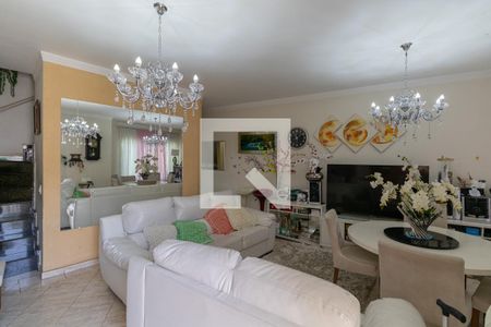 Casa à venda com 3 quartos, 180m² em Jardim Brasilia, São Paulo