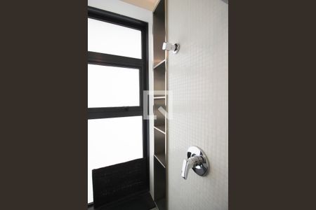 Banheiro de apartamento para alugar com 1 quarto, 50m² em Indianópolis, São Paulo