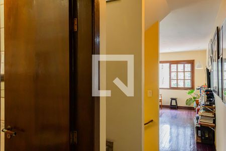 Hall de casa à venda com 4 quartos, 153m² em Vila Romana, São Paulo