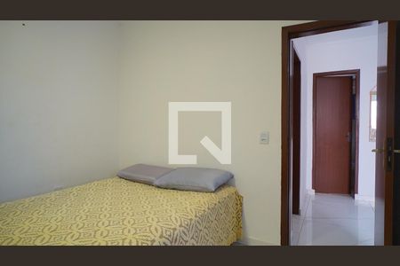 Quarto 1 de apartamento para alugar com 2 quartos, 72m² em Ingleses do Rio Vermelho, Florianópolis