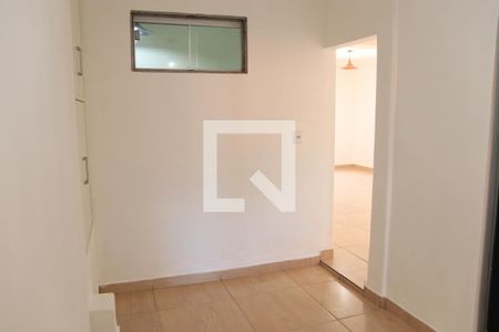 Sala 02 de casa para alugar com 6 quartos, 200m² em Feliz, Goiânia
