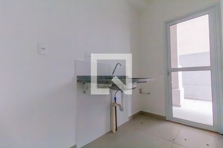 Sala e Cozinha de apartamento à venda com 2 quartos, 51m² em Vila Guilhermina, São Paulo