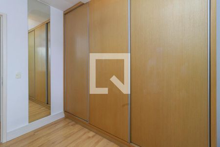 Quarto de apartamento para alugar com 2 quartos, 64m² em Santo Amaro, São Paulo