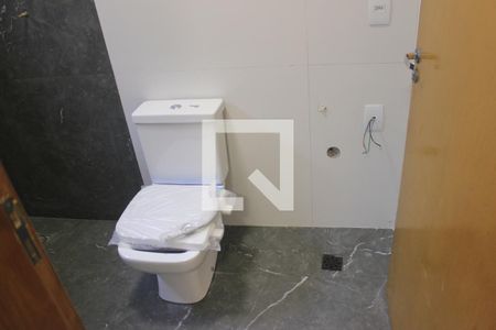Banheiro da Suíte de casa para alugar com 3 quartos, 125m² em Jardim Paraventi, Guarulhos