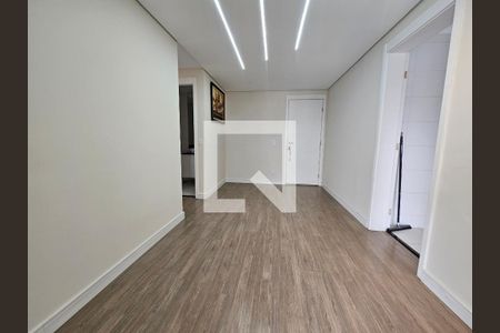 Sala de apartamento para alugar com 2 quartos, 65m² em Santo Amaro, São Paulo