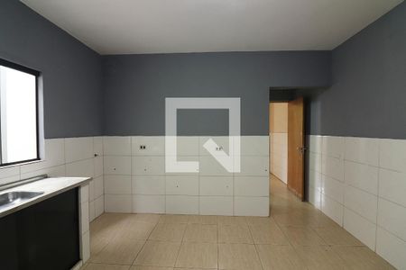 Salas/Cozinha  de casa à venda com 2 quartos, 900m² em Montanhão, São Bernardo do Campo