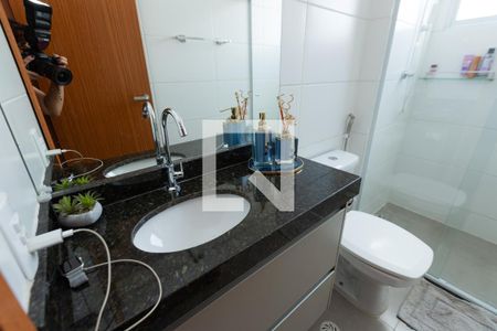 Banheiro Social de apartamento para alugar com 2 quartos, 53m² em Eldorado, Contagem