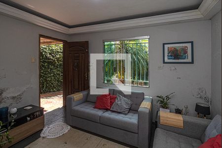 Sala de casa para alugar com 2 quartos, 180m² em Vila Santo Estefano, São Paulo