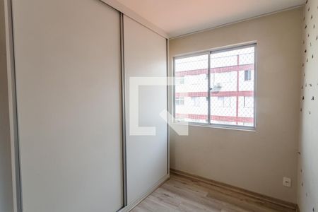 Quarto 1 de apartamento para alugar com 3 quartos, 79m² em Fernão Dias, Belo Horizonte
