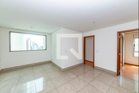 Sala de apartamento à venda com 2 quartos, 80m² em Belvedere, Belo Horizonte