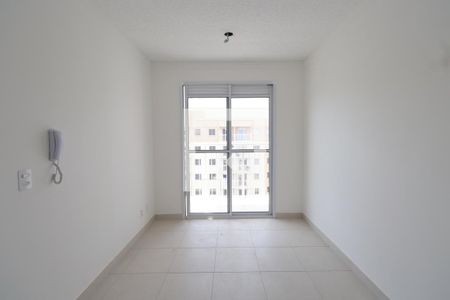 Sala/Cozinha de apartamento para alugar com 1 quarto, 27m² em Penha de França, São Paulo