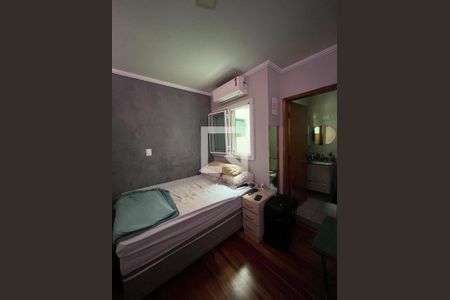 Casa à venda com 3 quartos, 200m² em Vila Leopoldina, Santo André