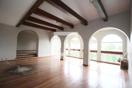 Casa à venda com 3 quartos, 300m² em Jardim Leonor, São Paulo