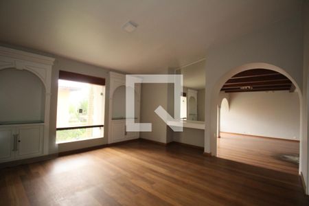 Casa à venda com 3 quartos, 300m² em Jardim Leonor, São Paulo