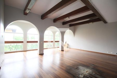 Casa à venda com 3 quartos, 300m² em Jardim Leonor, São Paulo