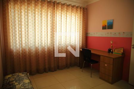 Quarto 2  de casa à venda com 2 quartos, 122m² em Vila Marchi, São Bernardo do Campo