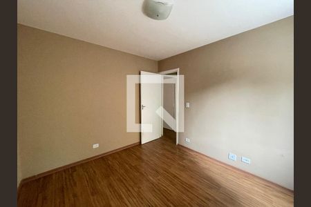 Quarto 1 de apartamento para alugar com 2 quartos, 75m² em Parque Rincao, Cotia