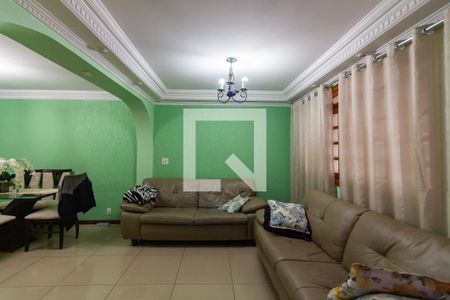 Sala  de casa à venda com 2 quartos, 500m² em Cidade das Flores, Osasco