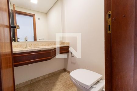 Lavabo de apartamento para alugar com 3 quartos, 159m² em Água Verde, Curitiba