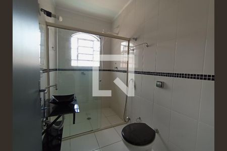 Banheiro da Suíte 1 de casa para alugar com 2 quartos, 156m² em Vila Jaguara, São Paulo